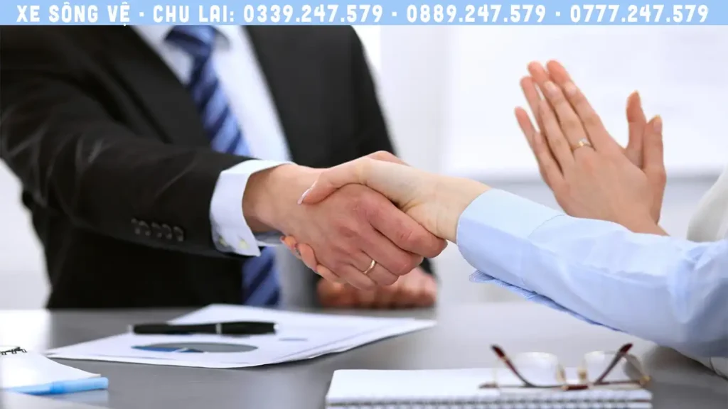 hinh-anh-bat-tay-hop-tac-kinh-doanh chốt xe sông vệ đi chu lai