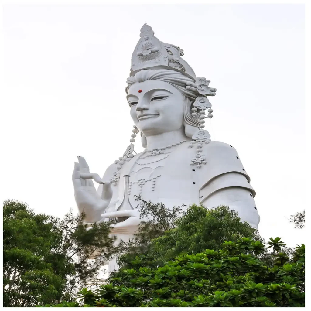 chua-minh-duc-o-quang-ngai tượng Phật ở chùa Minh ĐỨc Tịnh Long Quảng Ngãi