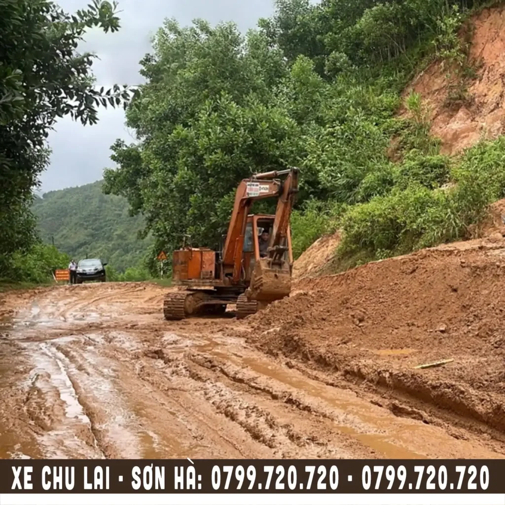 đường chu lai đi sơn hà quảng ngãi mùa mưa bão thường xuyên bị sạt lở