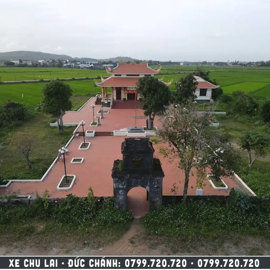 den-van-thanh-duc-chanh-mo-duc-quang-ngai đền văn thánh đức chánh mộ đức