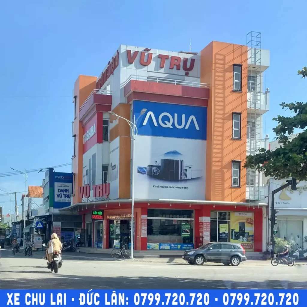 Điện máy vũ trụ ngã tư thạch trụ, xe Đức Lân đi Chu Lai gọi ngay 0799.720.720