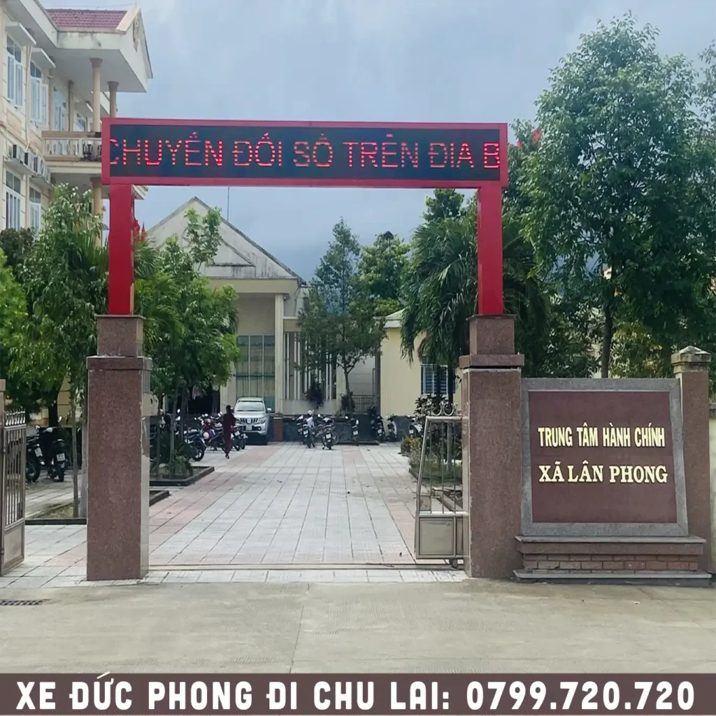 trung tâm hành chính xã lân phong mộ đức đi Chu Lai