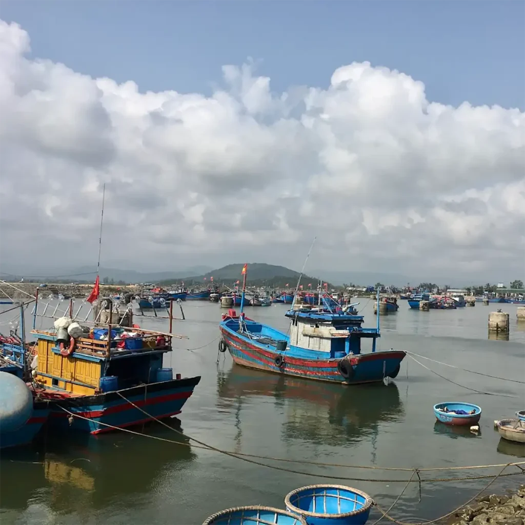 cảng mỹ á đi sân bay chu lai